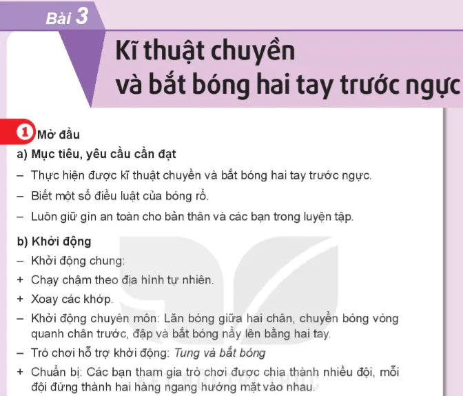 Bài 3: Kĩ thuật chuyền và bắt bóng hai tay trước ngực - Chủ đề 3: Bóng rổ